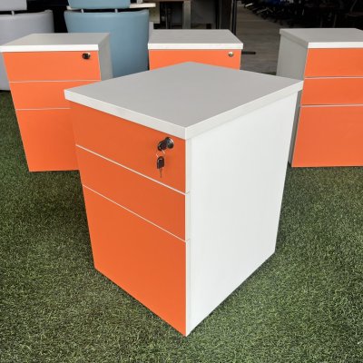 ตู้ลิ้นชักข้างโต๊ะ สีส้ม