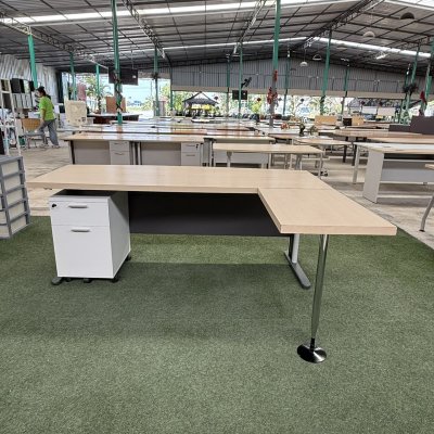 โต๊ะทำงานผู้บริหารทรง L