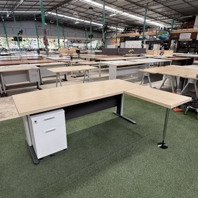 โต๊ะทำงานผู้บริหารทรง L