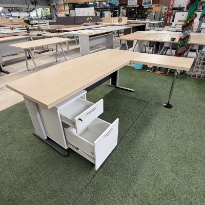 โต๊ะทำงานผู้บริหารทรง L