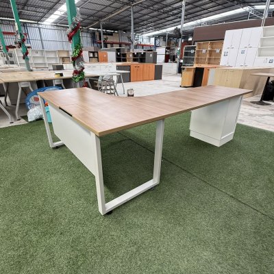 โต๊ะทำงานผู้บริหารทรง L