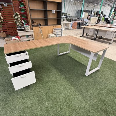 โต๊ะทำงานผู้บริหารทรง L