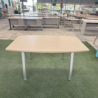 โต๊ะประชุม 4 ที่นั่ง