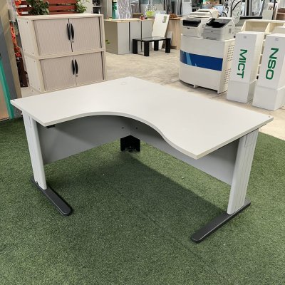 โต๊ะทำงานทรง L (สีเทาอ่อน)