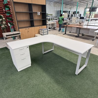 โต๊ะทำงานผู้บริหารทรง L