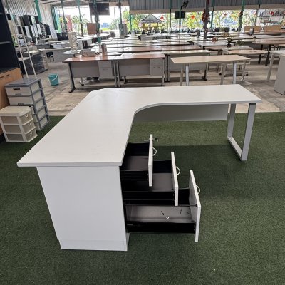 โต๊ะทำงานผู้บริหารทรง L