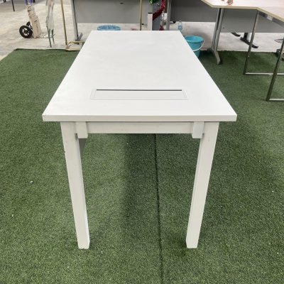 โต๊ะทำงาน