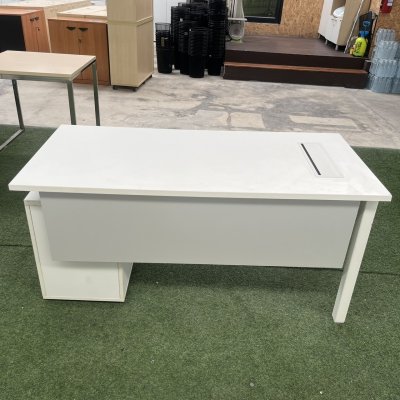 โต๊ะทำงาน