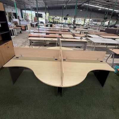 โต๊ะทำงานกลุ่ม 4 ที่นั่งทรง L