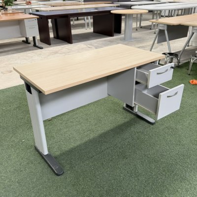 โต๊ะทำงานมีลิ้นชัก