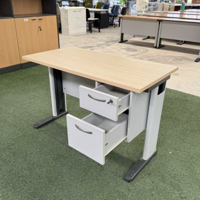 โต๊ะทำงานมีลิ้นชัก