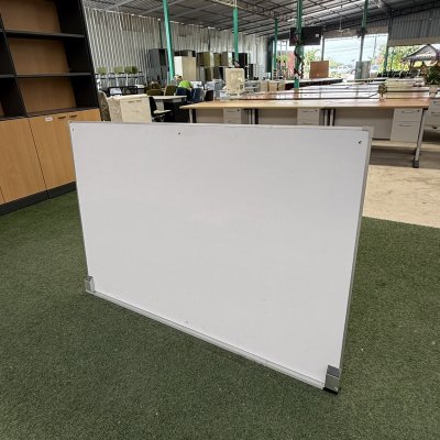กระดานไวท์บอร์ด แขวนผนัง