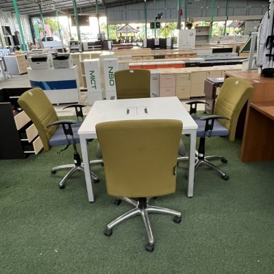 โต๊ะอเนกประสงค์ (สีขาว)