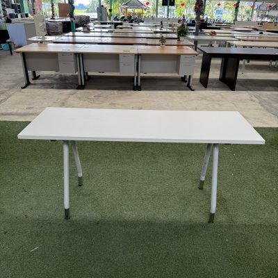 โต๊ะอเนกประสงค์