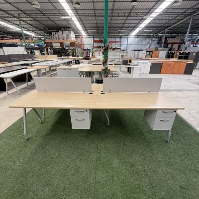 โต๊ะทำงานกลุ่ม 4 ที่นั่ง