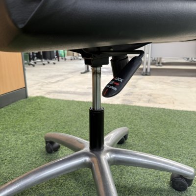 เก้าอี้ผู้บริหาร