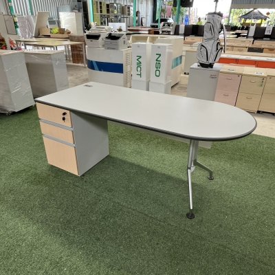 โต๊ะทำงานผู้บริหาร (สีเทาอ่อน)