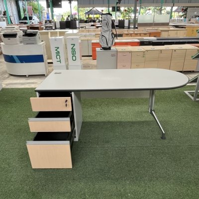 โต๊ะทำงานผู้บริหาร (สีเทาอ่อน)