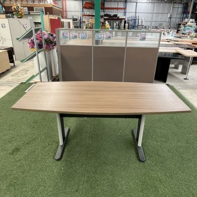 โต๊ะประชุม 4-6 ที่นั่ง