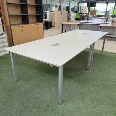 โต๊ะประชุม 10 ที่นั่ง