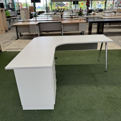 โต๊ะทำงานผู้บริหารทรง L