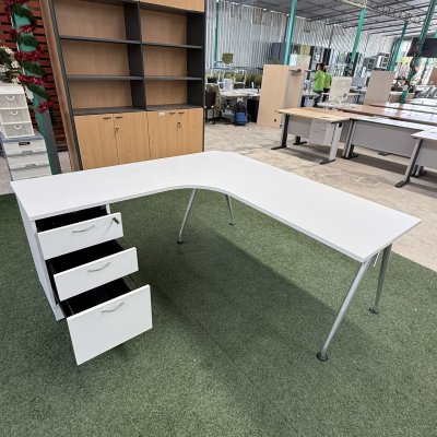 โต๊ะทำงานผู้บริหารทรง L