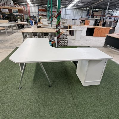 โต๊ะทำงานผู้บริหารทรง L