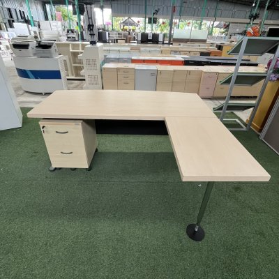 โต๊ะทำงานผู้บริหารทรง L