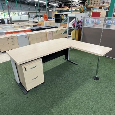 โต๊ะทำงานผู้บริหารทรง L