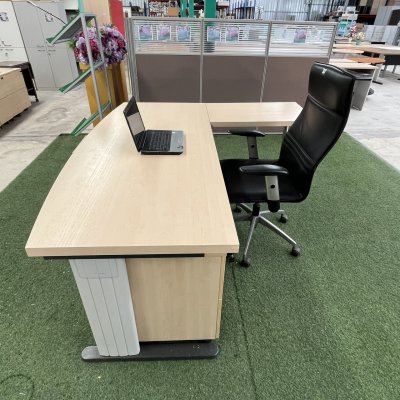 โต๊ะทำงานผู้บริหารทรง L