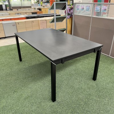 โต๊ะประชุม 4-6 ที่นั่ง