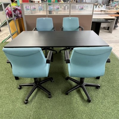 โต๊ะประชุม 4-6 ที่นั่ง