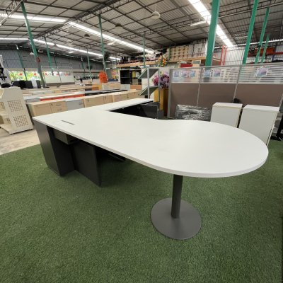 โต๊ะทำงานผู้บริหารทรง L (สีขาว)