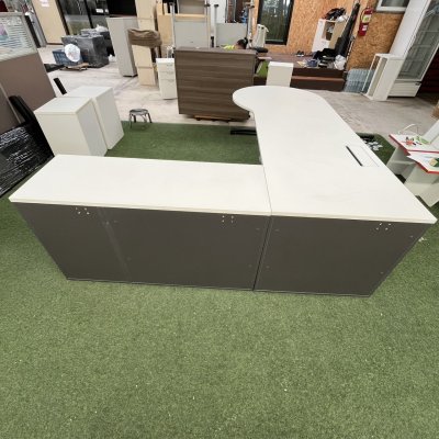 โต๊ะทำงานผู้บริหารทรง L (สีขาว)
