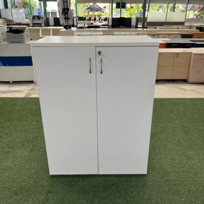 ตู้เอกสาร 2 บานเปิด (สีขาว)