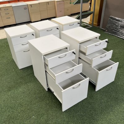 ตู้ลิ้นชักใต้โต๊ะ (สีขาว)