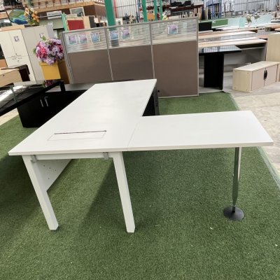 โต๊ะทำงานผู้บริหารทรง L