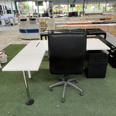 โต๊ะทำงานผู้บริหารทรง L