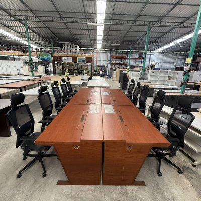 โต๊ะประชุม 10 ที่นั่ง