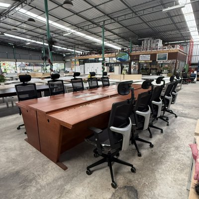 โต๊ะประชุม 10 ที่นั่ง