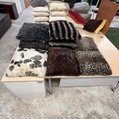 หมอนอิง (ใหญ่)