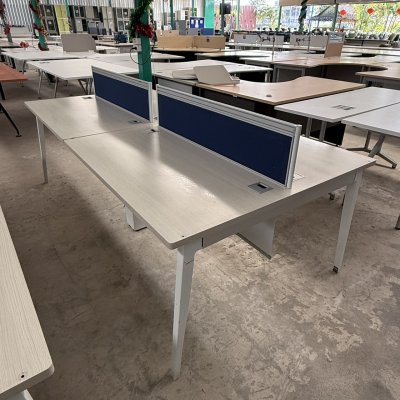 โต๊ะทำงานกลุ่ม 4 ที่นั่ง