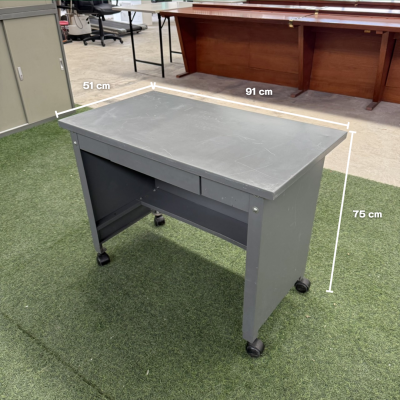 ชุดโต๊ะทำงานเหล็กพร้อมเก้าอี้