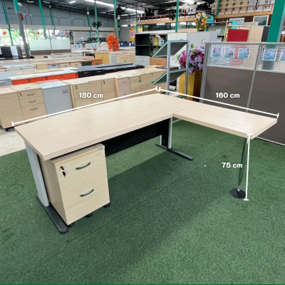 โต๊ะทำงานผู้บริหารทรง L