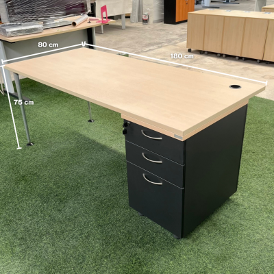 โต๊ะทำงานผู้บริหาร