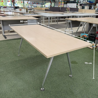 โต๊ะประชุม 6 ที่นั่ง