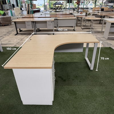 โต๊ะทำงานทรง L