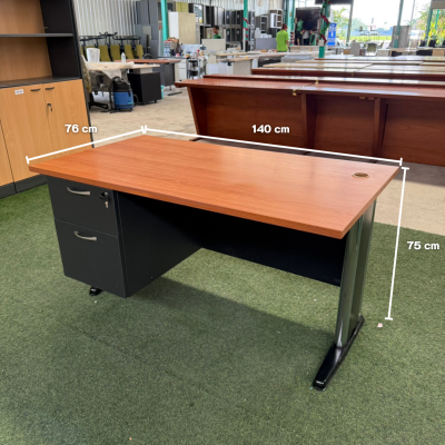 โต๊ะทำงานมีลิ้นชัก