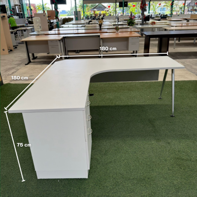 โต๊ะทำงานผู้บริหารทรง L