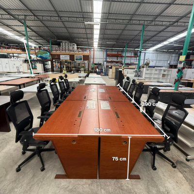โต๊ะประชุม 10 ที่นั่ง